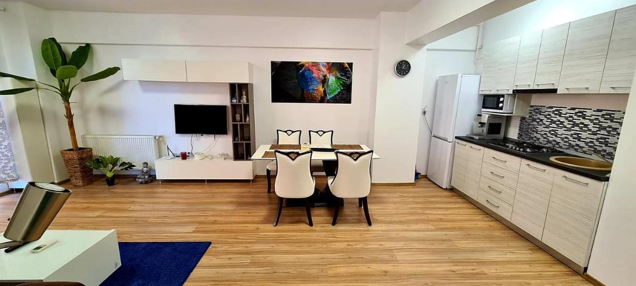 Apartament Mamaia Central Lac Siutghiol 2 아파트 외부 사진
